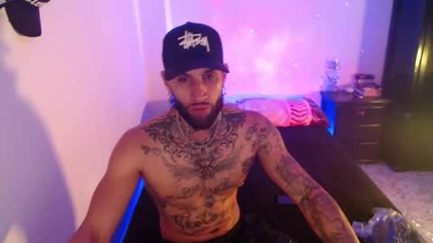 luciifer_hills online show from November 25, 4:07 pm