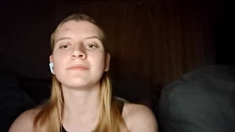 Snapshot of lucileourth chatting on October 17, 9:50 pm Monika online show from October 17, 9:50 pm