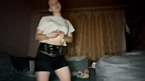 Snapshot of lucileourth chatting on October 21, 10:21 pm Monika online show from October 21, 10:21 pm