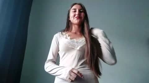 Lina online show from July 31, 1:54 pm