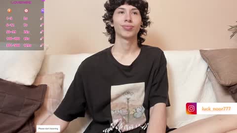 Noor online show from January 29, 8:35 pm