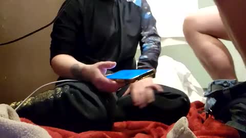 luckilyfound33 online show from March 14, 6:52 am