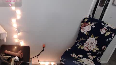 lucklucybbw online show from March 8, 2:15 am