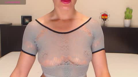 lucky4905010 online show from November 7, 8:20 pm