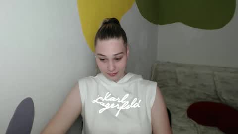 Snapshot of lucky_barbie chatting on May 26, 2:46 pm Grace online show from May 26, 2:46 pm