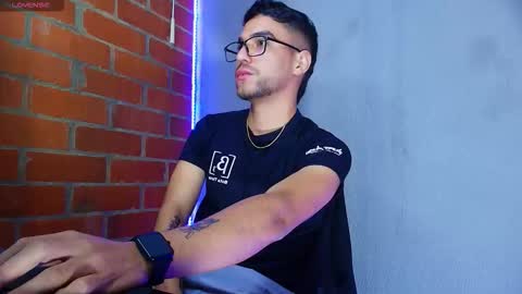 Snapshot of lucky_blessed chatting on September 25, 2:37 am lucky_blessed online show from September 25, 2:37 am