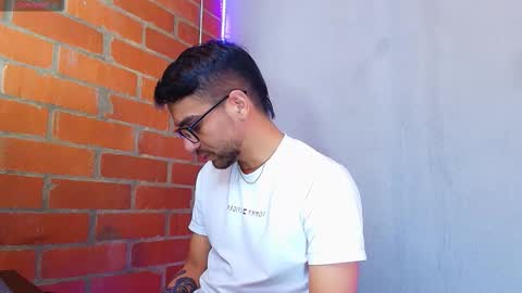 Snapshot of lucky_blessed chatting on October 2, 6:15 pm lucky_blessed online show from October 2, 6:15 pm