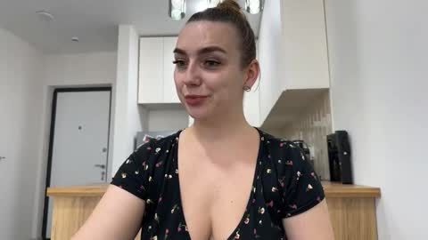 lucky_foryou_baby online show from November 21, 12:15 pm