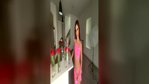 lucky_g3ld online show from June 3, 12:30 pm