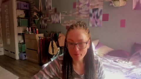 Snapshot of lucky_licky20 chatting on May 27, 1:57 am lucky_licky20 online show from May 27, 1:57 am