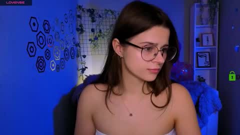 Mila Sweetheart online show from February 24, 8:40 pm