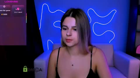 Mila Sweetheart online show from June 3, 8:14 pm