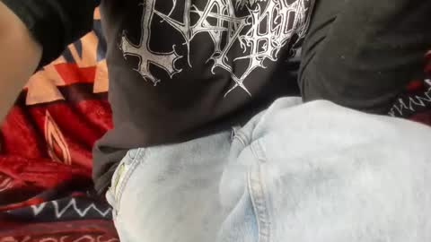 Snapshot of luckydrakex chatting on January 10, 12:47 pm Lucky online show from January 10, 12:47 pm