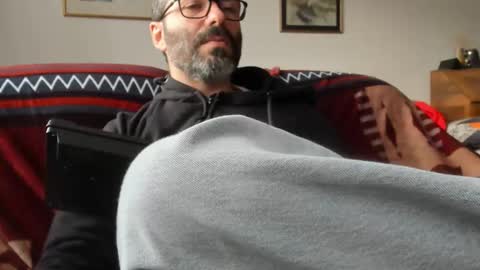 Snapshot of luckydrakex chatting on February 4, 4:29 pm Lucky online show from February 4, 4:29 pm