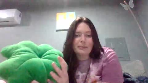 luckygirl96 online show from October 23, 12:32 am