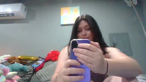 luckygirl96 online show from August 8, 2:47 am
