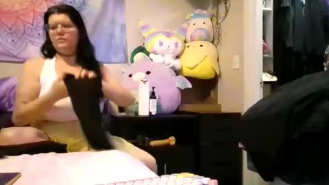 Jade online show from June 11, 3:26 am