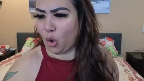 Snapshot of luckylee1992 chatting on November 8, 6:24 am luckylee1992 online show from November 8, 6:24 am