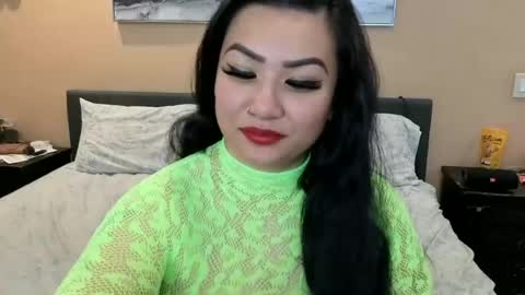 luckylee1992 online show from June 28, 4:29 am