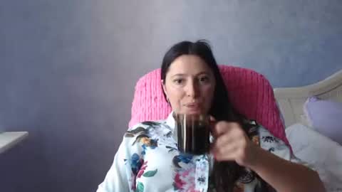 luckylinda23 online show from June 6, 9:58 am