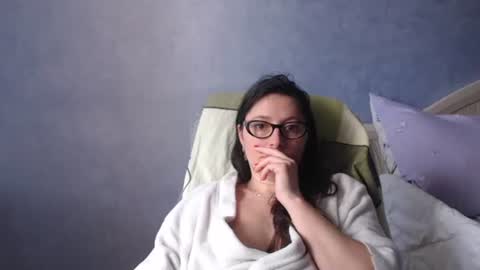 luckylinda23 online show from June 16, 8:50 am