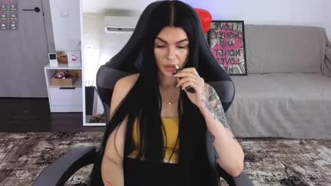 Monika online show from February 18, 9:16 am