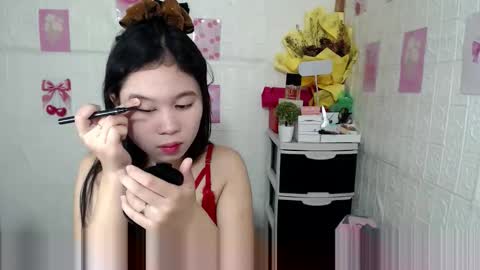 lucsin online show from December 4, 10:57 am