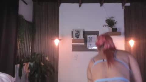 Snapshot of lucy0420 chatting on August 3, 9:04 am Lucy online show from August 3, 9:04 am
