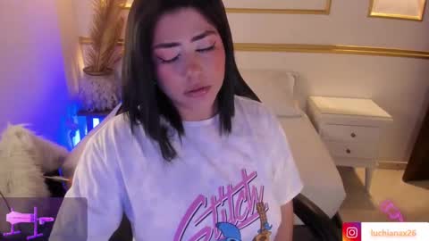 Snapshot of lucy266_ chatting on February 23, 8:17 am lucy online show from February 23, 8:17 am