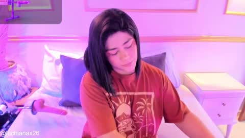 Snapshot of lucy266_ chatting on September 12, 2:33 am lucy online show from September 12, 2:33 am