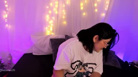 Snapshot of lucy266_ chatting on October 9, 3:04 am lucy online show from October 9, 3:04 am