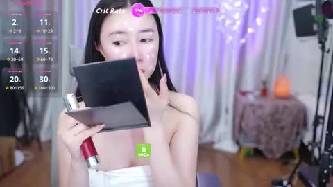 Snapshot of lucy__bb chatting on February 22, 1:40 am Lucy online show from February 22, 1:40 am