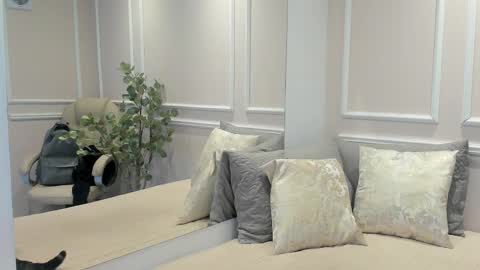 lucy_canel online show from February 23, 11:29 am