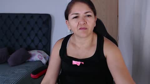 Snapshot of lucy_chanel chatting on December 8, 7:37 am lucy online show from December 8, 7:37 am