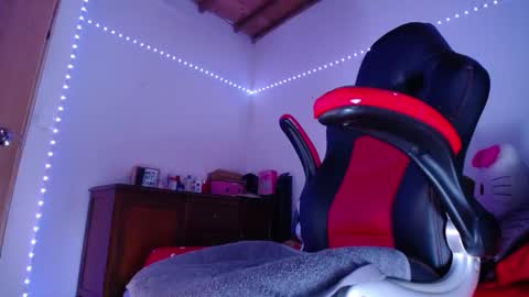 lucy online show from September 14, 11:04 pm