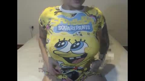 Snapshot of lucy_dreams69 chatting on January 10, 1:53 am Lucia online show from January 10, 1:53 am