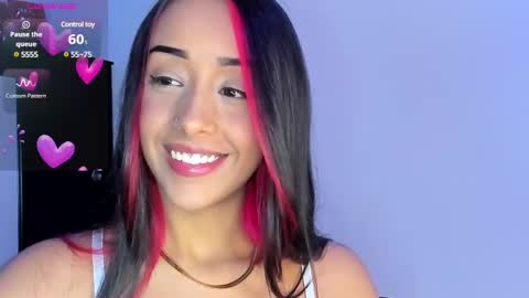 Snapshot of lucy_ev chatting on December 14, 3:29 am Lucy online show from December 14, 3:29 am