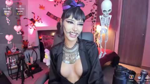 Snapshot of lucy_fernandez chatting on October 18, 6:48 am lucyfer online show from October 18, 6:48 am