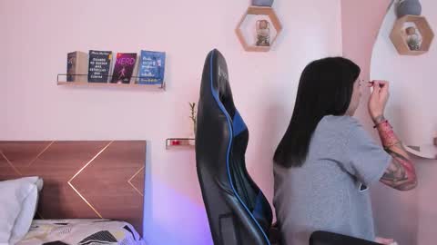 Your Lucy online show from February 7, 4:38 am