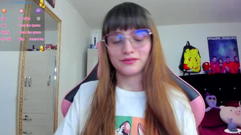 Snapshot of lucy_hess_ chatting on January 10, 9:31 pm Lucy online show from January 10, 9:31 pm