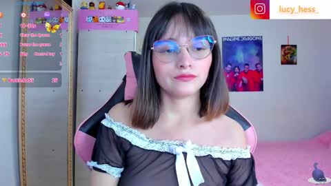 Lucy online show from December 17, 8:59 pm