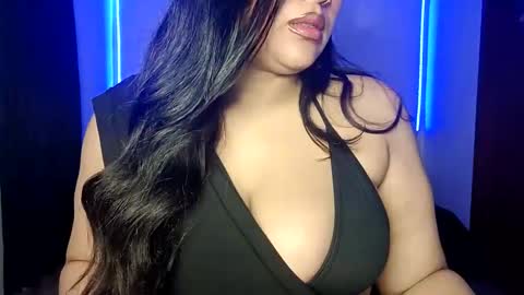 Lucy online show from November 10, 2:32 am