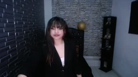 LUCY online show from March 30, 3:40 am