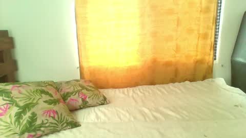 Snapshot of lucy_river_ chatting on June 14, 4:09 pm Lucy online show from June 14, 4:09 pm