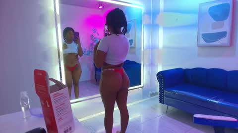 Lucy  online show from November 29, 11:13 am