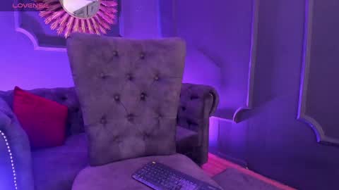 Lucy  online show from January 11, 9:04 pm