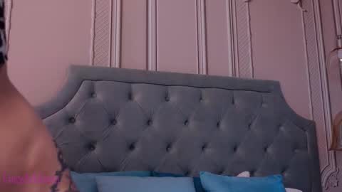 Snapshot of lucyaddison chatting on November 21, 3:49 am LucyAddison online show from November 21, 3:49 am