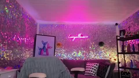 lucyallen4201 online show from February 3, 11:37 am