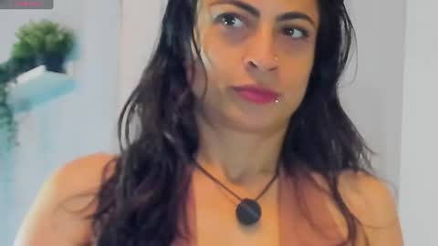 lucycarterr online show from July 6, 3:58 am