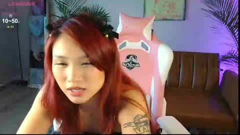 Snapshot of lucydelrey57 chatting on February 26, 9:48 pm lucydelrey57 online show from February 26, 9:48 pm